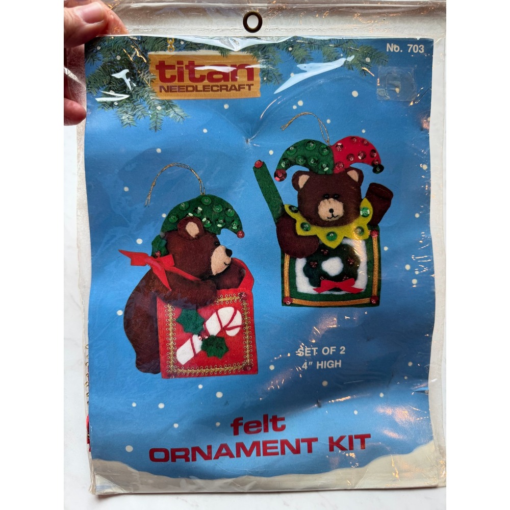 VTG Titan Needlecraft Felt Ornament Kit Blue Christmas Bear Sequin Sealed 1987